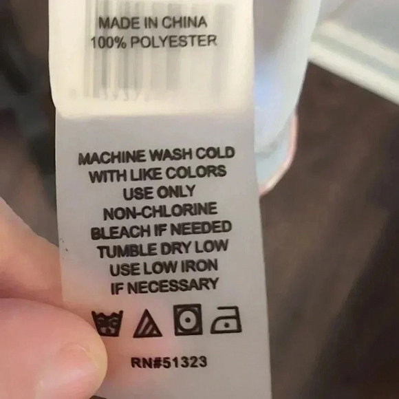 Vince Camuto white geometric print tank top - Picture 7 of 8